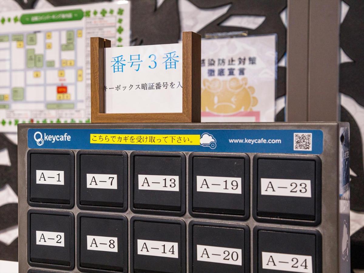 かりゆしコンドミニアムリゾート那覇スカイリビングホテル旭橋駅前 Naha Exterior foto
